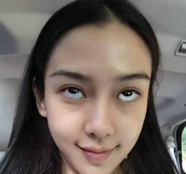 明星翻白眼被抓拍:蒋欣最霸气,赵丽颖最可爱,但我就服王宝强