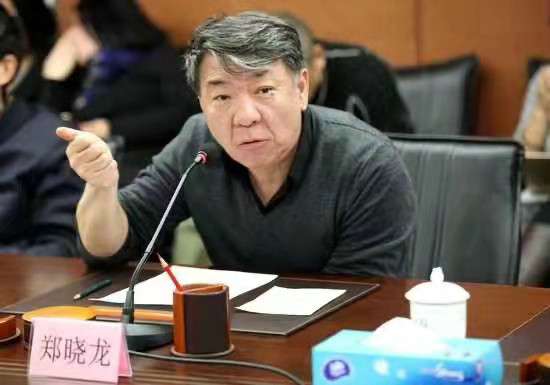 金牌编剧高满堂与导演郑晓龙首次合作 电视剧《三棵树》正在火热筹备