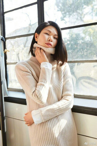 人生赢家吕燕,从最丑超模完美蜕变,如今美出新高度