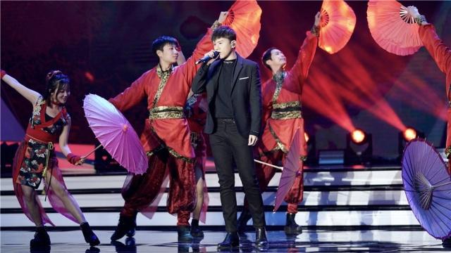 “主题曲专业户”张杰献极致唱功引爆阅文超级IP风云盛典